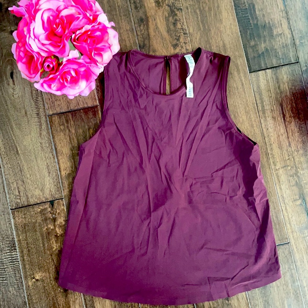 Lululemon tank